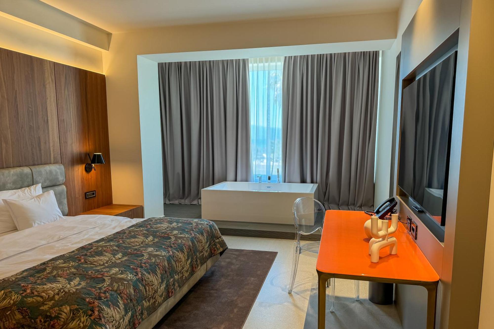 Abi'S Hotel & Spa Vlore Exterior photo