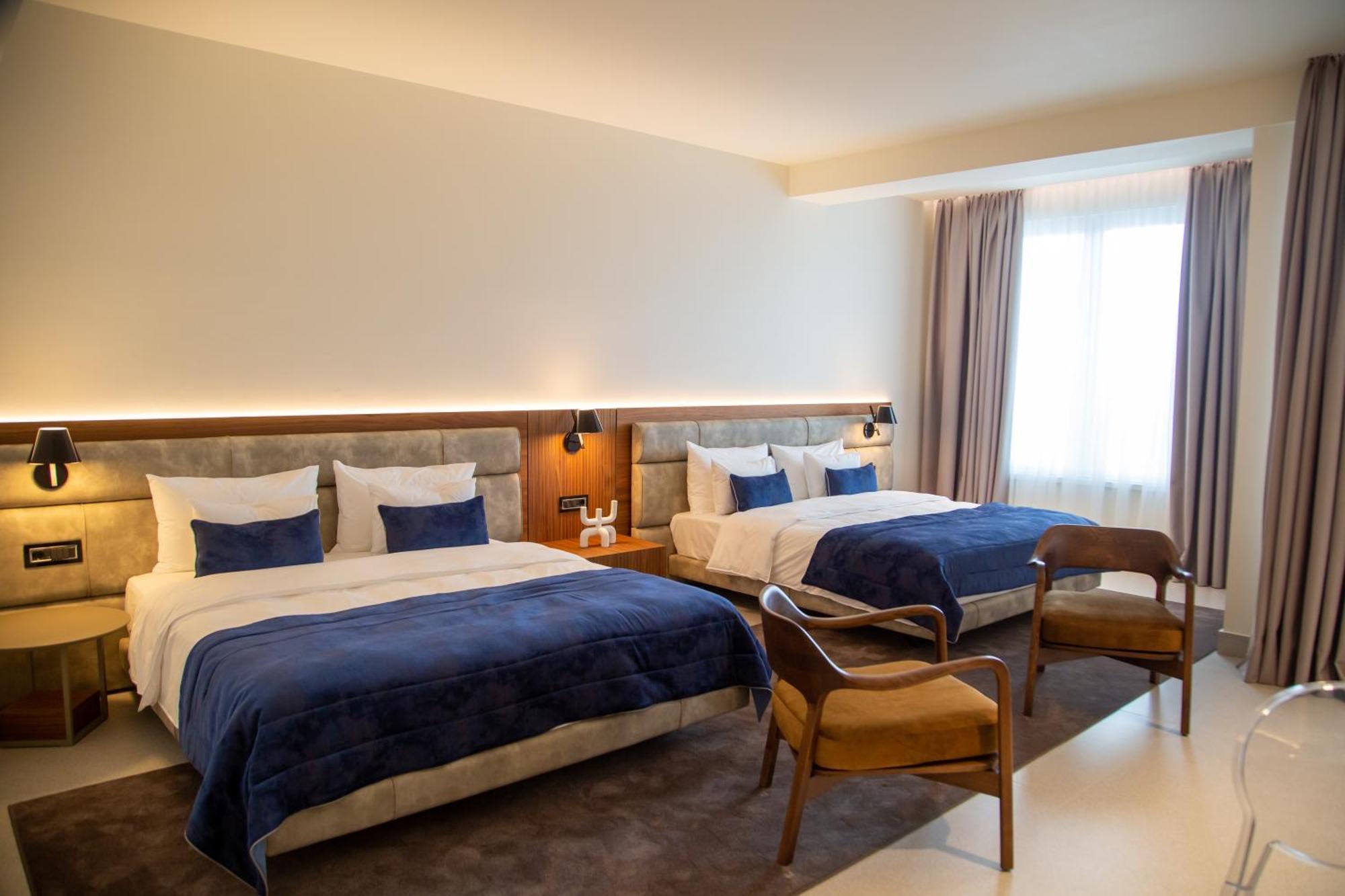 Abi'S Hotel & Spa Vlore Exterior photo