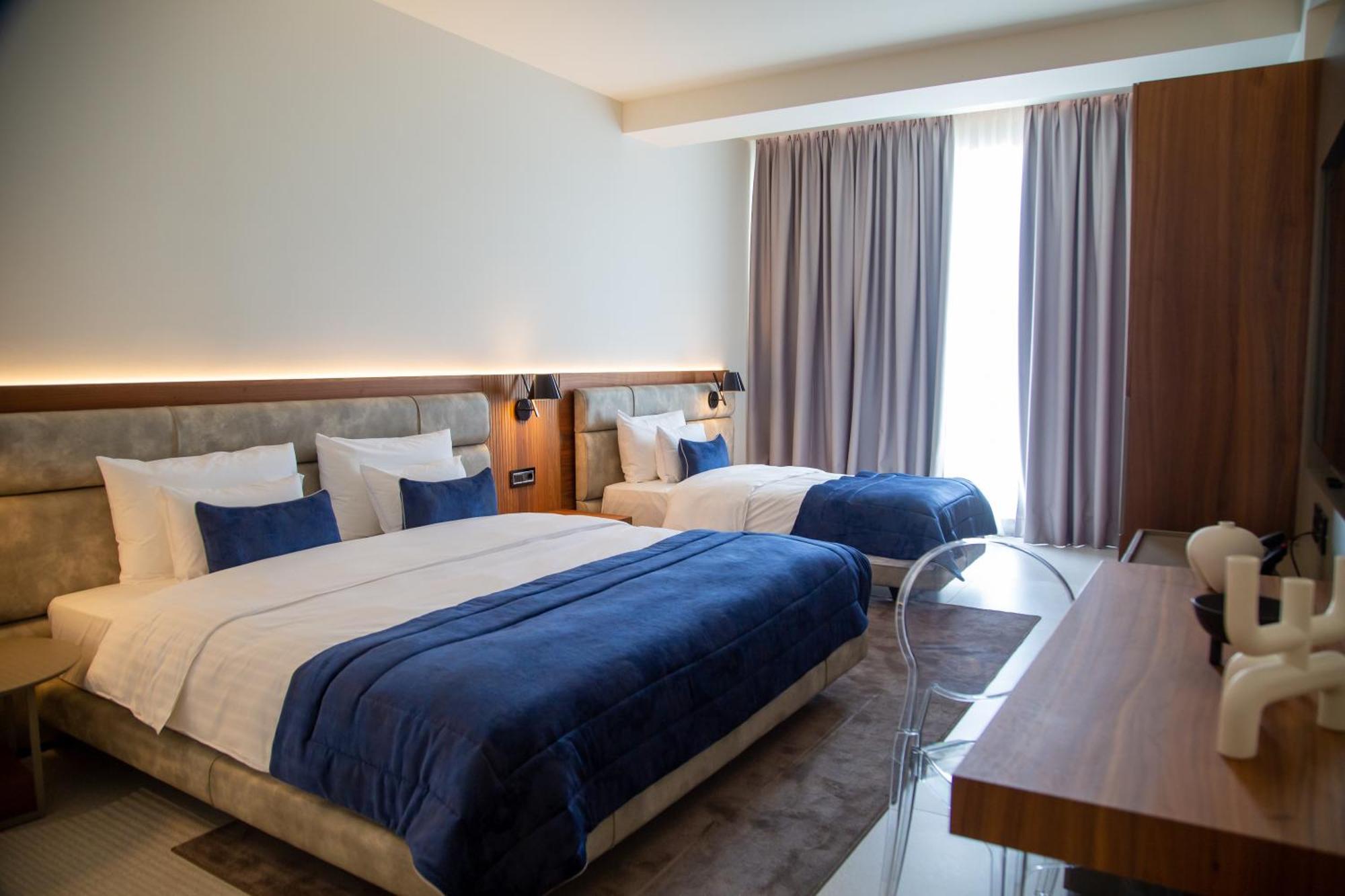 Abi'S Hotel & Spa Vlore Exterior photo