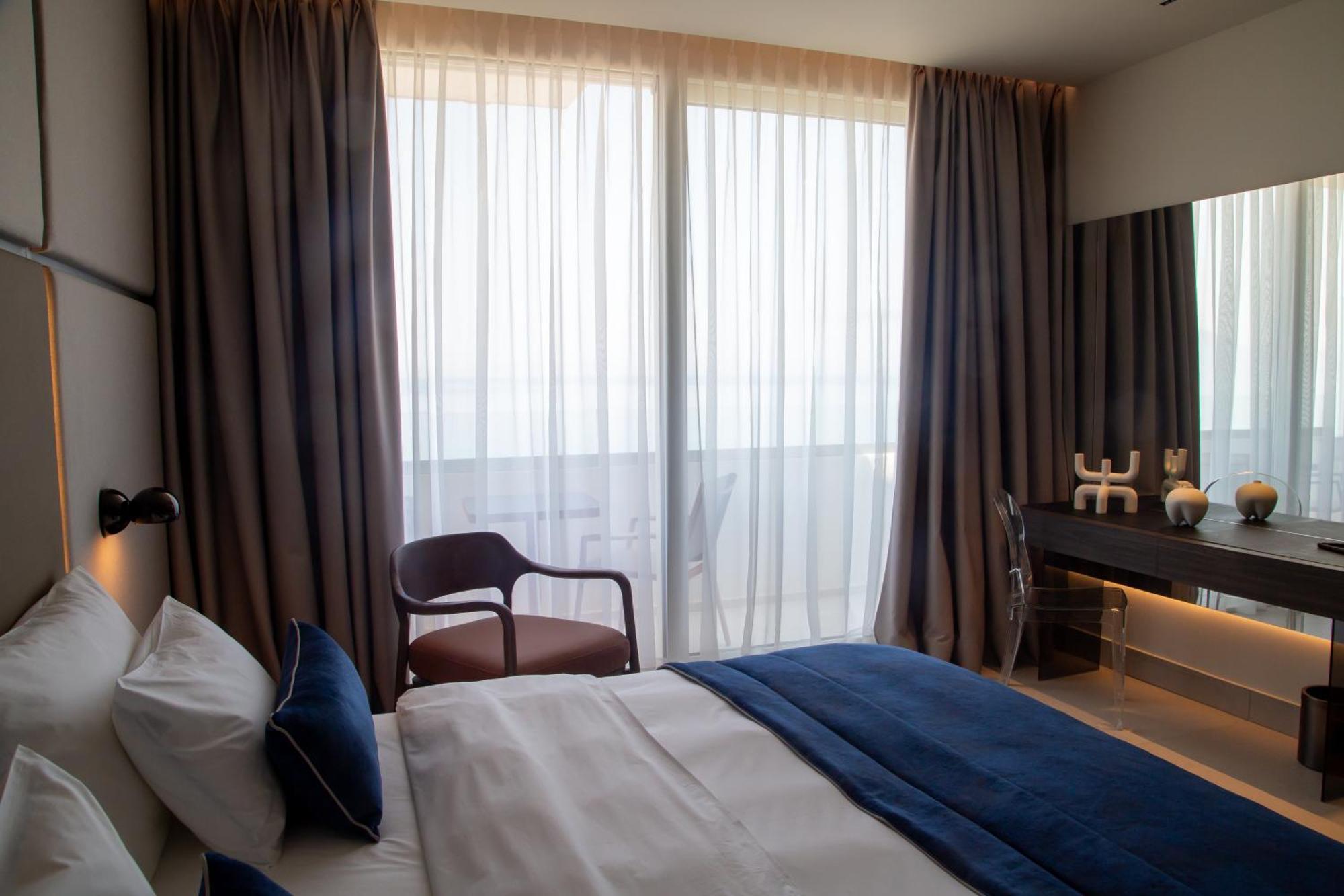 Abi'S Hotel & Spa Vlore Exterior photo