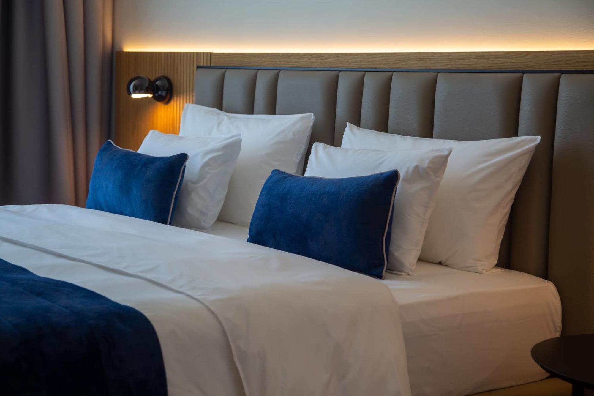 Abi'S Hotel & Spa Vlore Exterior photo