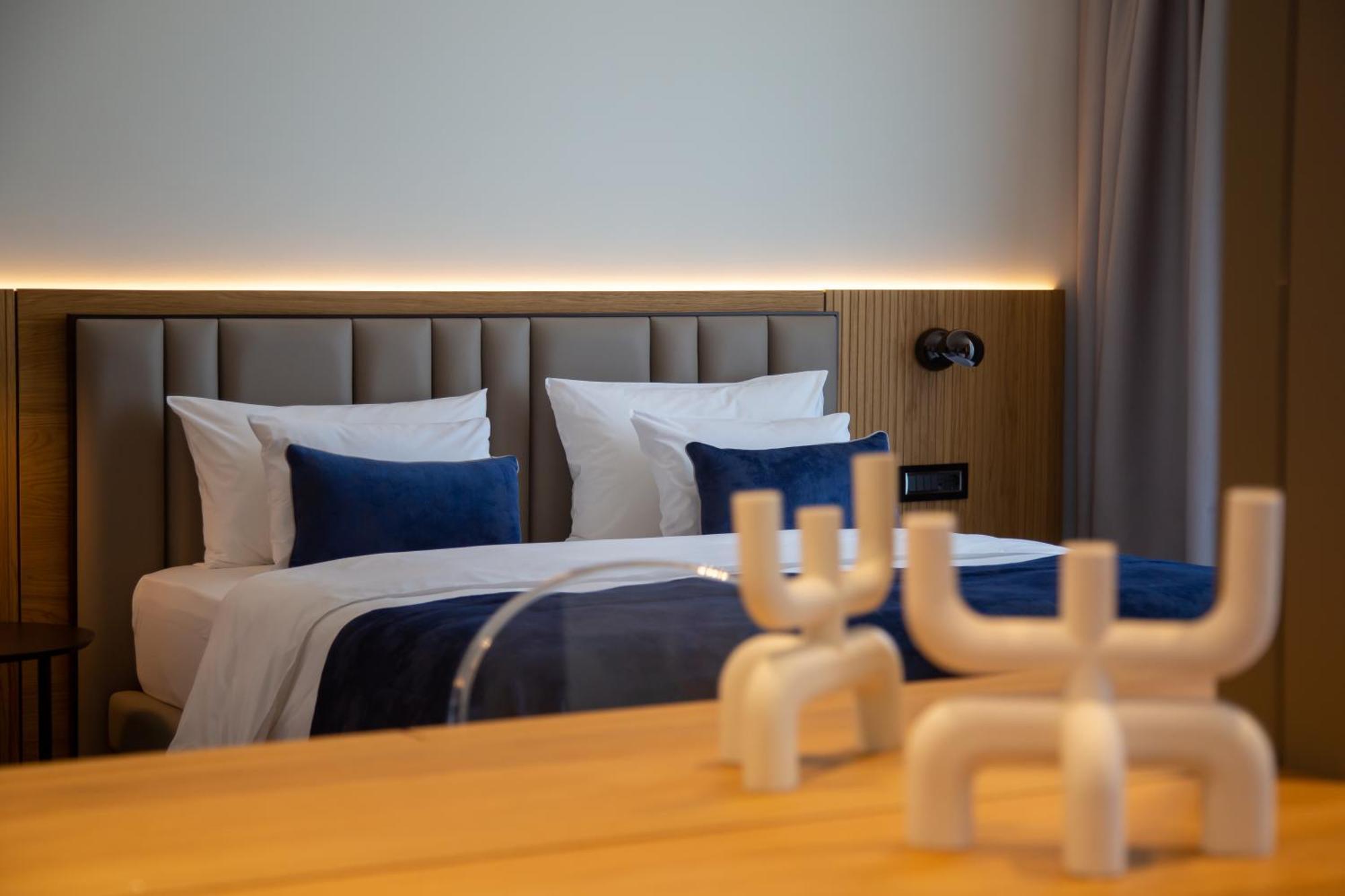 Abi'S Hotel & Spa Vlore Exterior photo