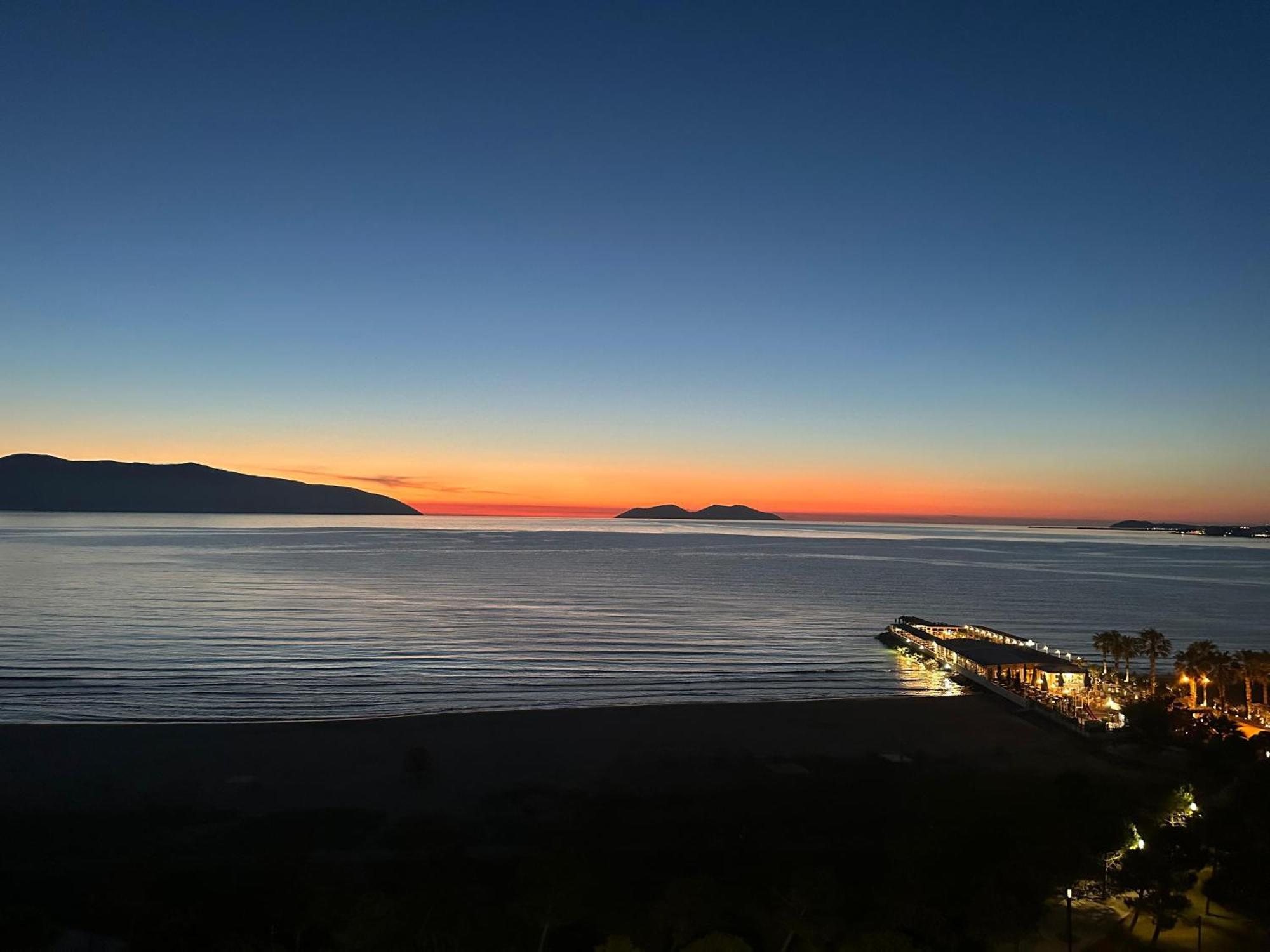 Abi'S Hotel & Spa Vlore Exterior photo